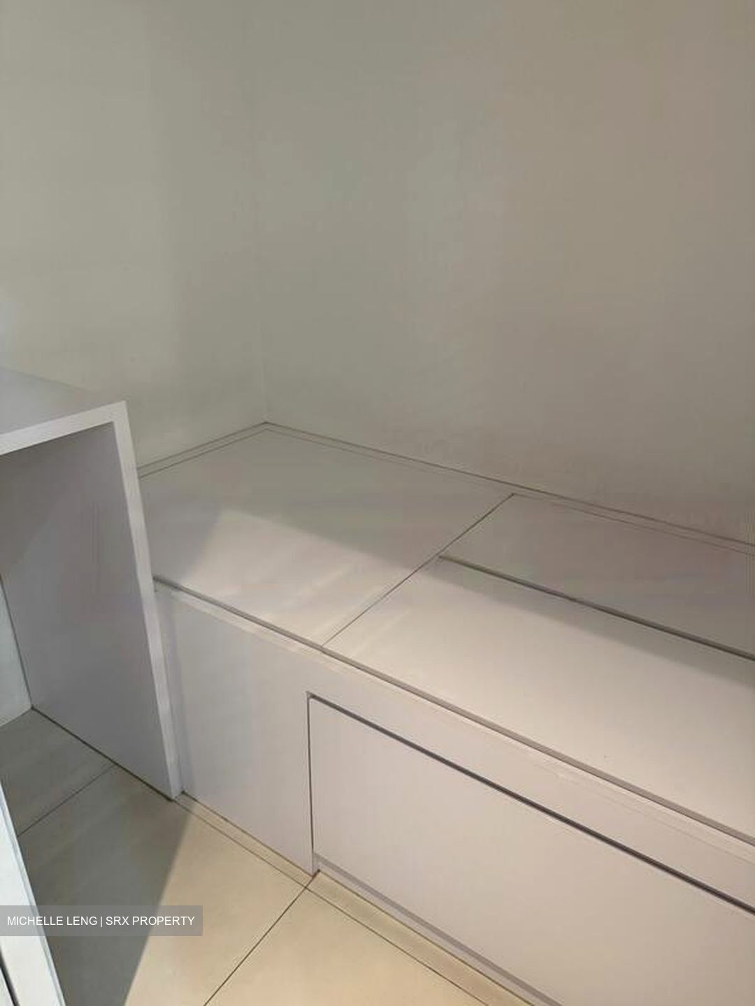 Hougang Avenue 1 (D19), Terrace #475851291
